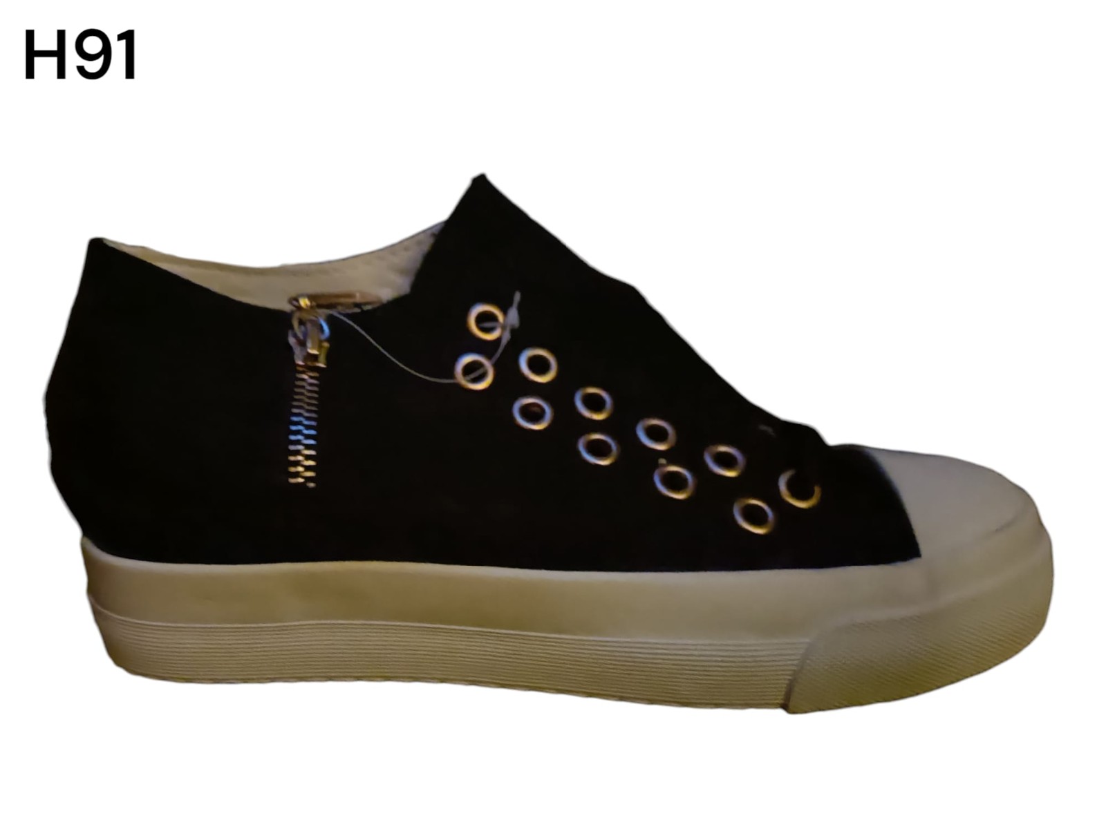 Buty 068