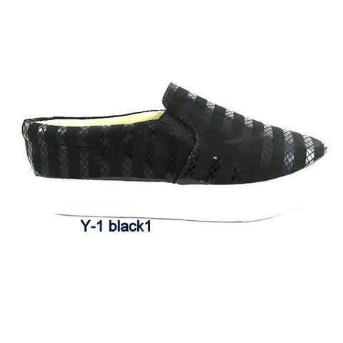 Buty 053
