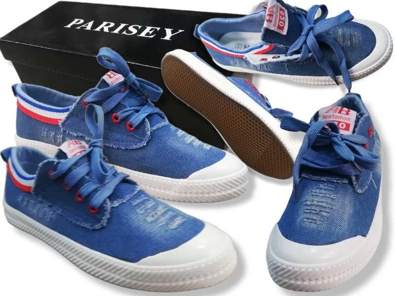 Buty tanie 012