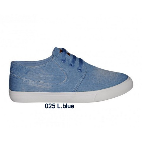 Buty 009